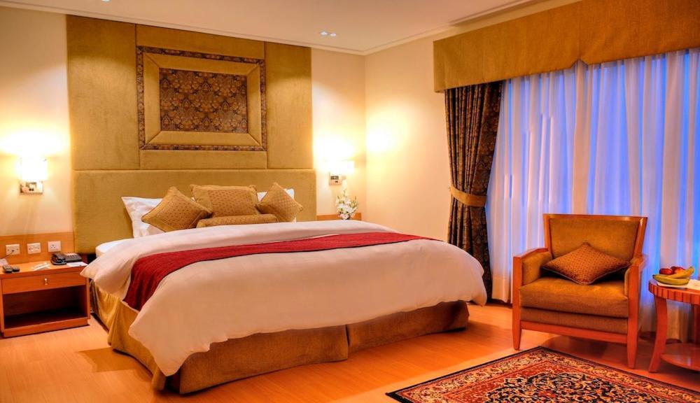 Park Lane Hotel Lahore Eksteriør billede